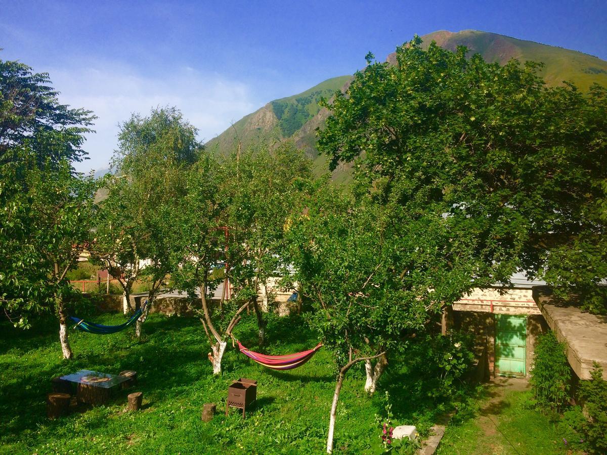 Gio-Nika Hotel Kazbegi Kültér fotó