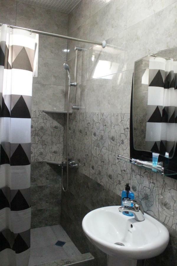 Gio-Nika Hotel Kazbegi Kültér fotó
